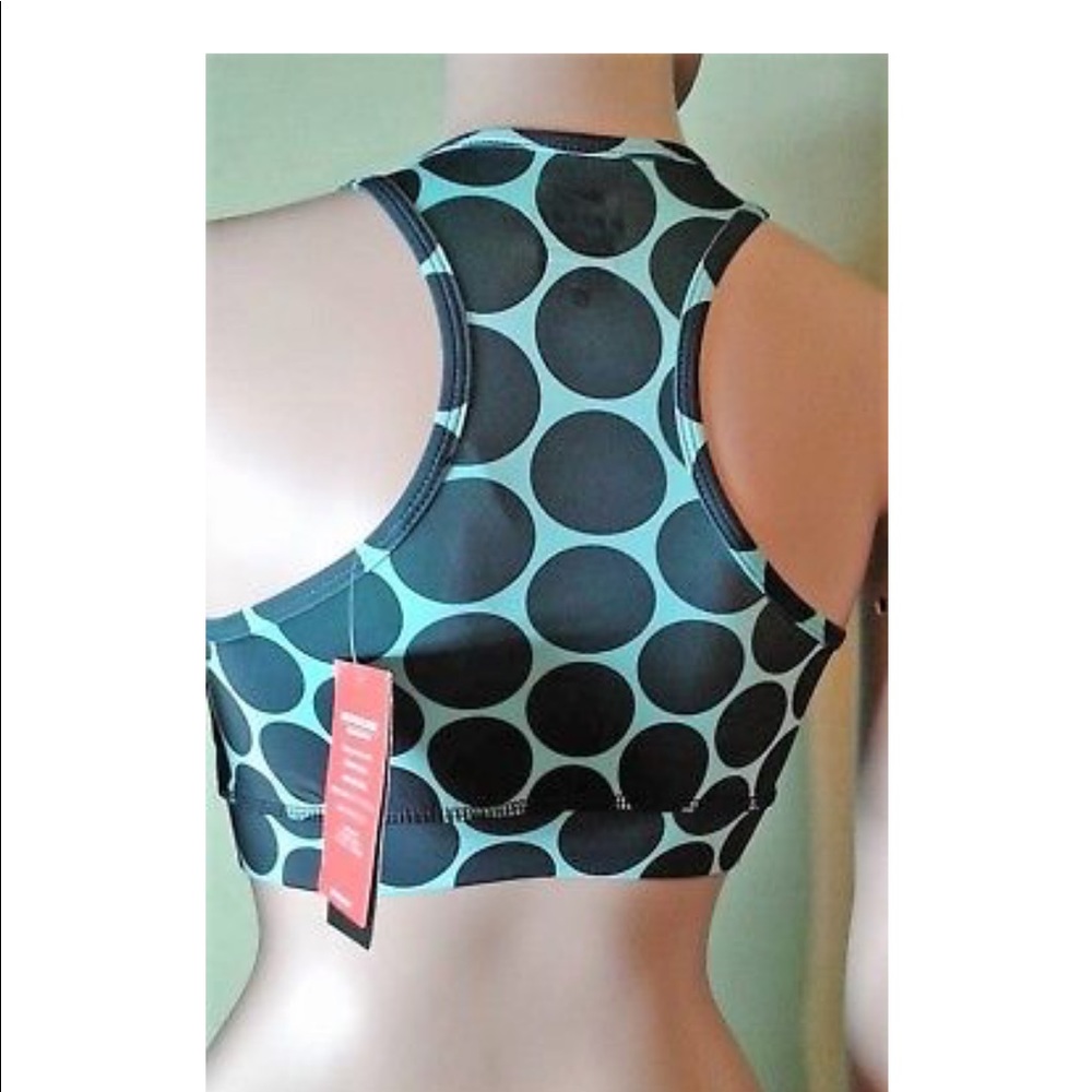 Nike Dri Fit Set - Picture 2 of 5